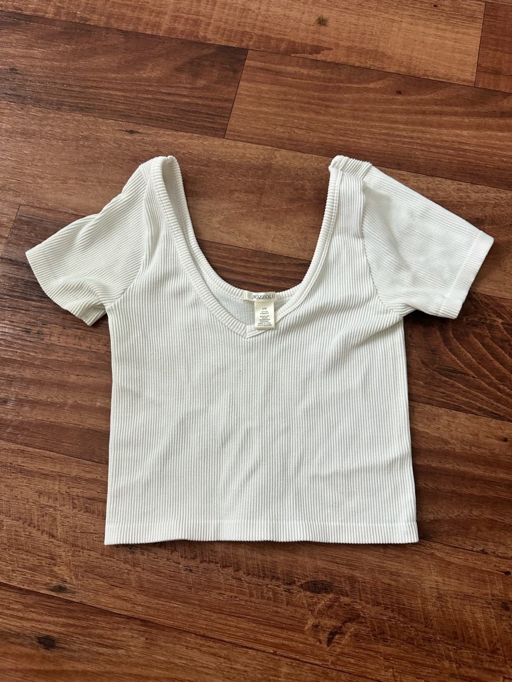 Bozzolo White Ribbed Short Sleeve Scoop Neck Top